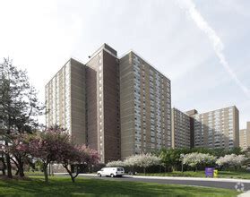 Starrett City Apartments